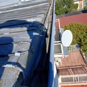 údržba elektroinstalace topných kabelů v okapech